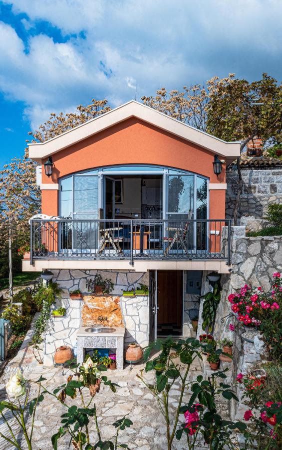Apartmani Kamena Ruza Budva Buitenkant foto