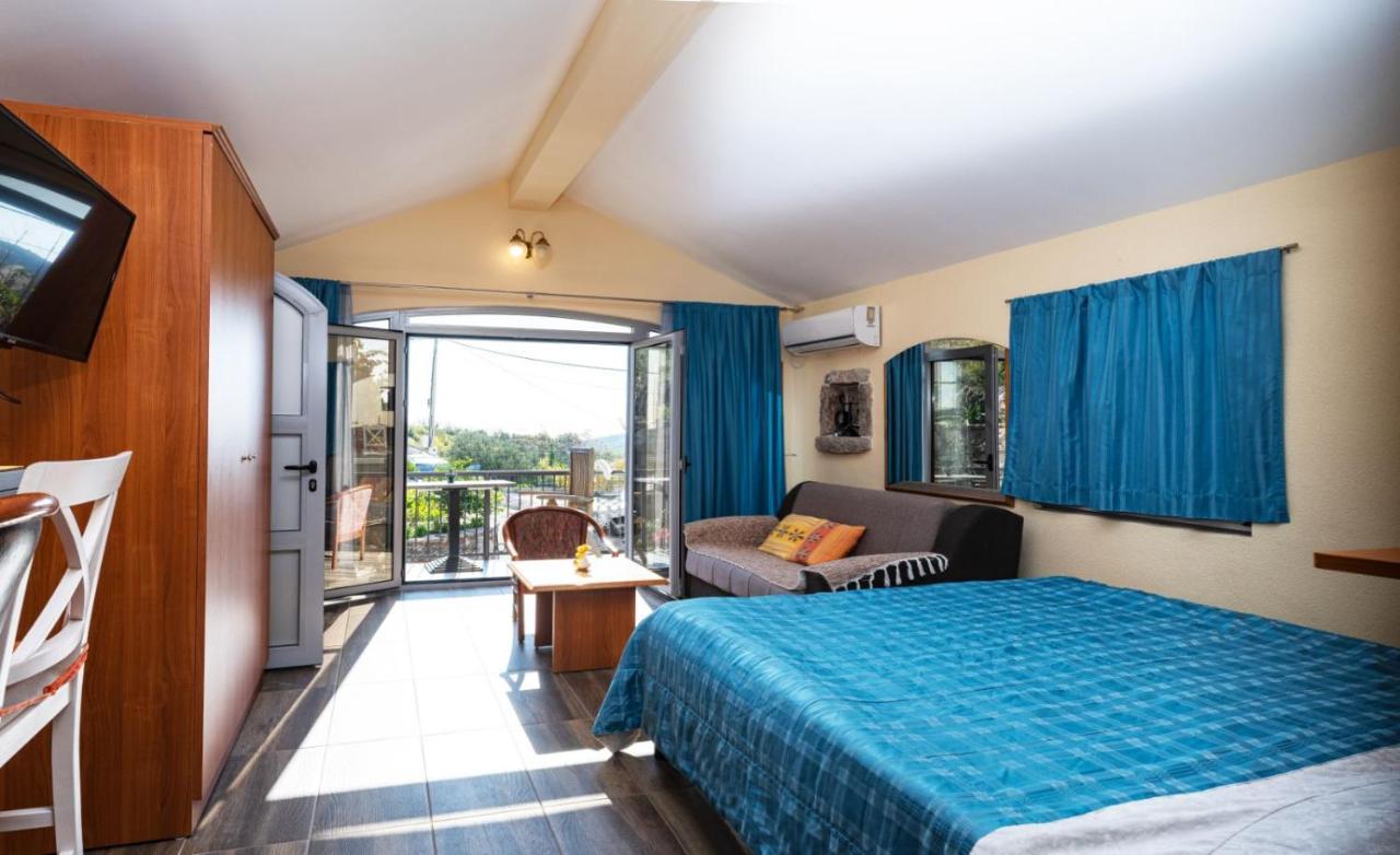 Apartmani Kamena Ruza Budva Buitenkant foto